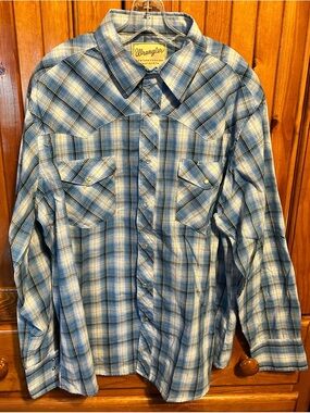 Wrangler Blue Plaid Western Button-Down Shirt
